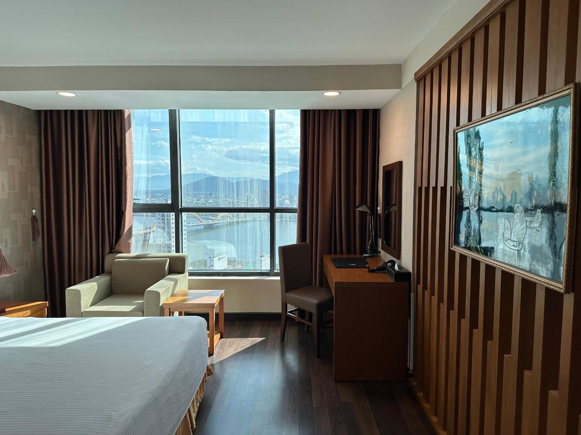 Khách sạn Muong Thanh Grand 4*